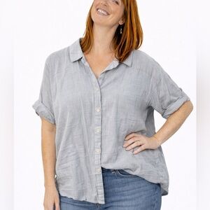 Madewell Women's Casual Textual Cotton Light Light Blue/Gray Button Down Shirt M